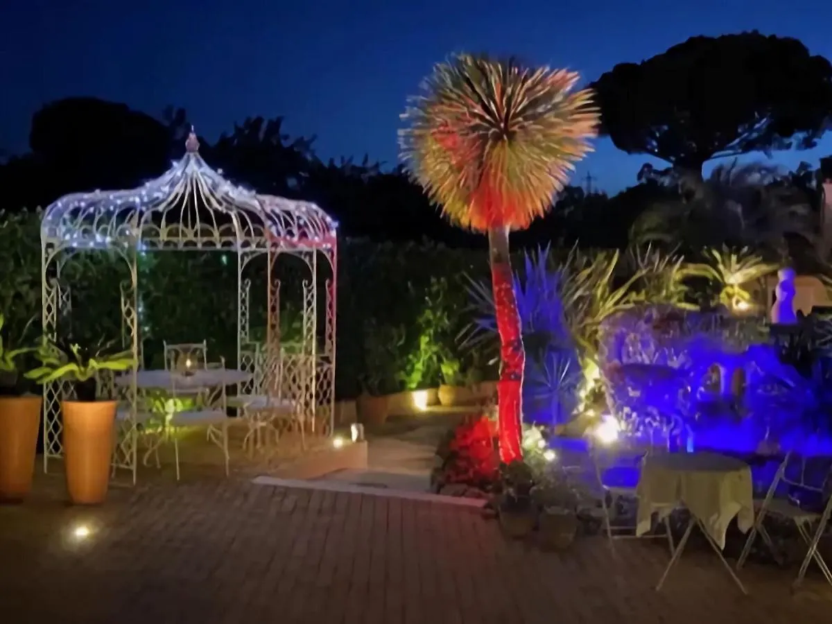 Lavish Villa In Mouans Sartoux With Sauna Mouans-Sartoux