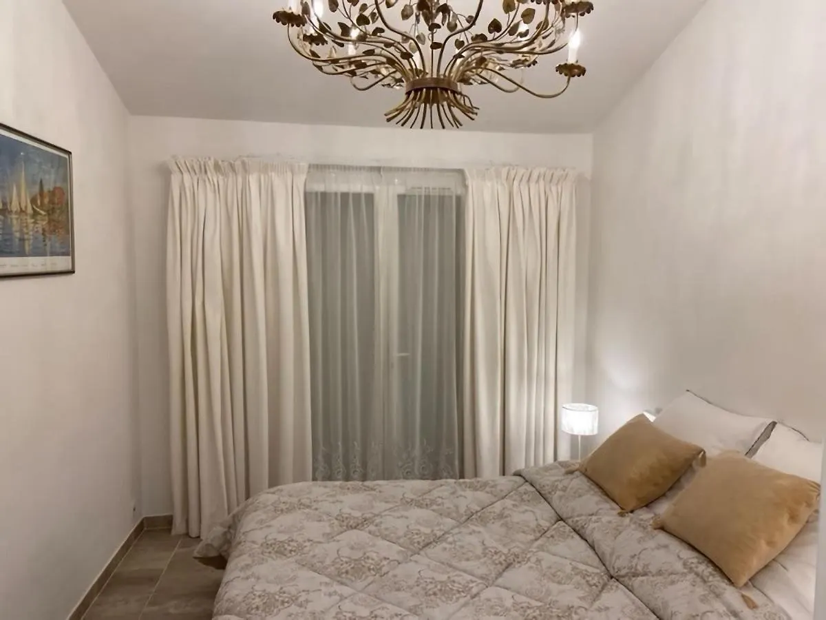 Lavish Villa In Mouans Sartoux With Sauna  Mouans-Sartoux